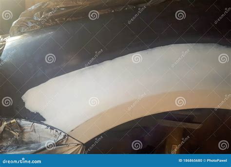 Car Fender Repair. Mudguard Painted Stock Photo - Image of epoxy ...