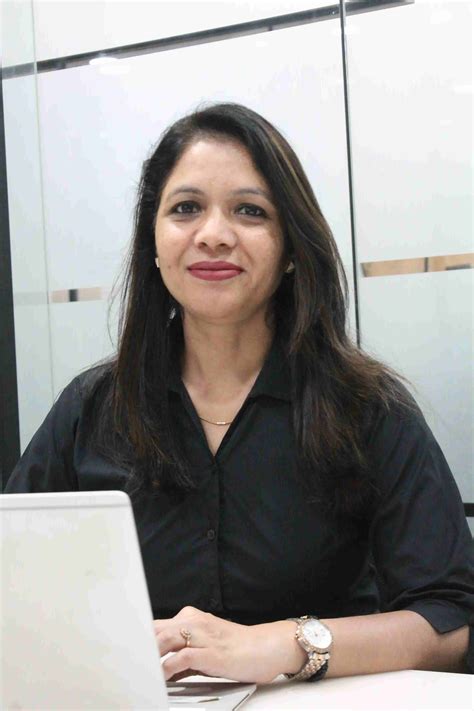 Team Members Profile | Golden Bricks