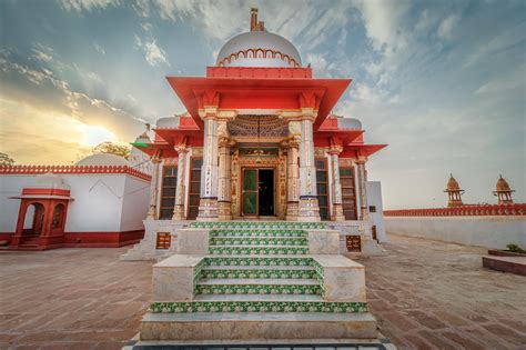 25 Famous Hindu Temples In Rajasthan: Complete Guide
