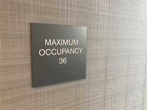 Sala VIP The Club DFW (Priority Pass) - Ingeniero de Millas