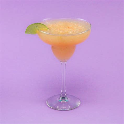 5 Delicious DIY Pregnancy Mocktails (With Bump-Friendly Benefits!)