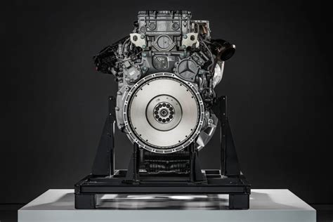 Production anniversary: One million world engines for Daimler Trucks ...