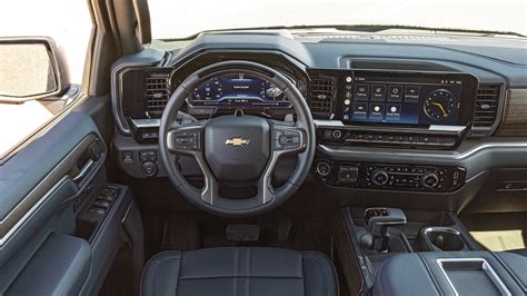 2022 Chevy Silverado Interior