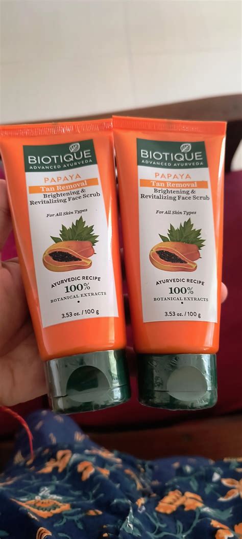 Biotique Papaya Tan Removal Brightening & Revitalizing Face Scrub ...
