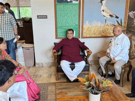 Nitin Gadkari slams officials over poor Betul–Bhopal Highway condition ...