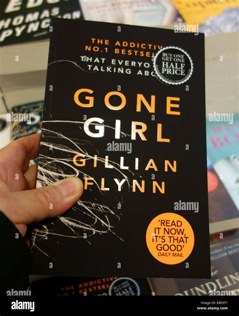 Gone girl book hi-res stock photography and images - Alamy