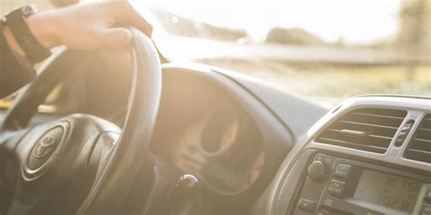 ¿Cómo poner la funda del volante de tu coche? - Audioledcar BLOG