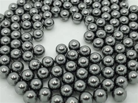 Pearls – Label Inc.