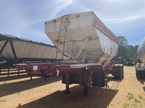 Homemade Drive Over Grain Hopper 的图像结果