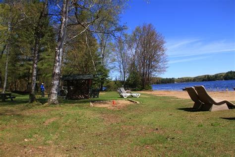 THE PINES COTTAGE RESORT (Dwight, Ontario) - Campground Reviews, Photos ...
