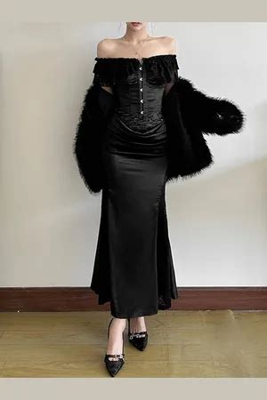 Stylecast Collection | FASHIOLA INDIA