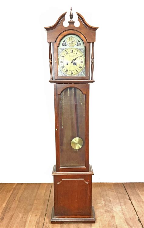 Lot - Hammond Colonial Pendulum Grandfather Clock
