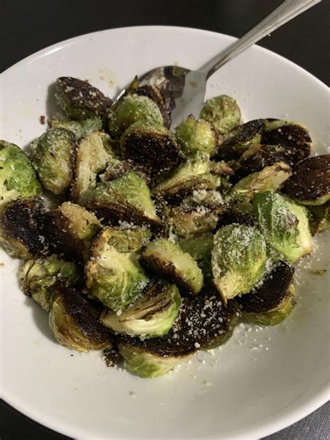 Cast Iron Brussels Sprouts : r/HealthyFood