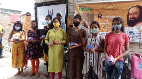 Smart phone distribution drive