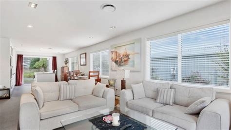 Kinloch Escape | Accommodation in Taupō, New Zealand