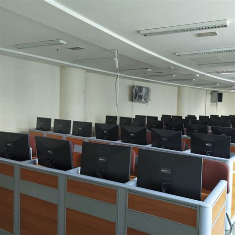 There are currently 2 labs each of which is equipped with projectors ...