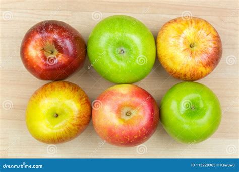 Fresh Organic Green Red Apple Varieties, Granny Smith, Fuji, Gal Stock ...