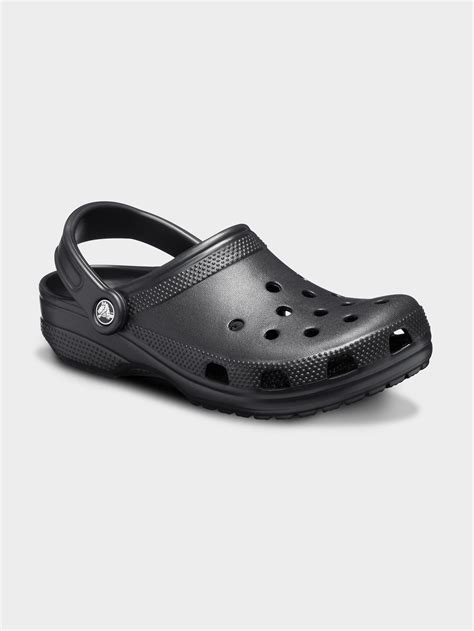 Crocs Classic Clogs in Black Black | Glue Store