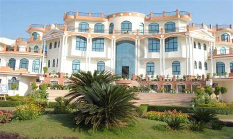 School Members - Educators Club