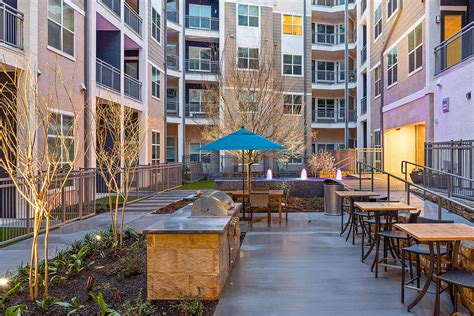 Gallery - Jewel on Landmark