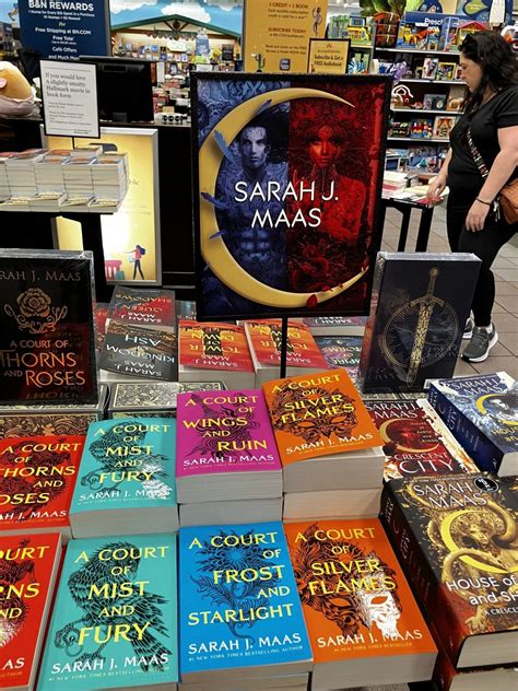 Sarah J. Maas Announces Two New 'A Court Of Thorns And Roses' Books