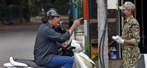 बेंगलुरु: मास्क नहीं पहनने पर नगर निगम ने काटा चालान, 2 युवकों ने ...