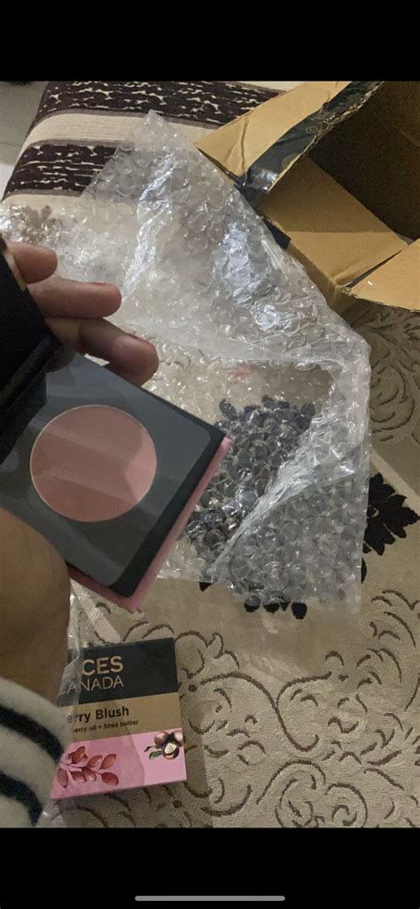 Berry Blush - Lightweight Face Blush Online | Faces Canada