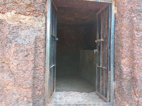 Pandava Caves, Arvalem, GA