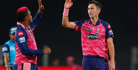 Trent Boult Ditches New Zealand For T20 Leagues & Fans Feel End Of ...
