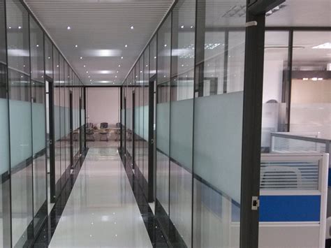 宁波玻璃隔断与无框玻璃隔断的区别-上海杭州宁波玻璃隔断公司办公室隔墙厂家价格定制定做