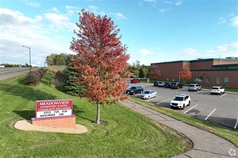 Meadowview Elementary School in Farmington, MN - Homes.com