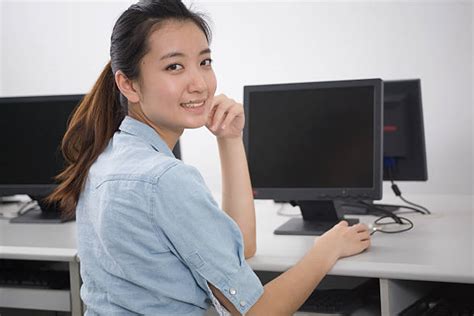 Instant Messaging Computer Lab 的图像结果