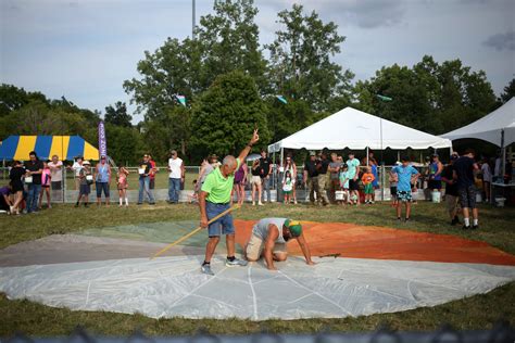 Frogs bring community together in Valley City - Farm and Dairy