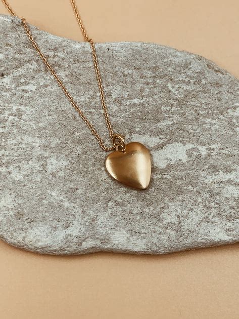 Dona Paula Heart Charm Necklace – Shop Lune Global Private Limited