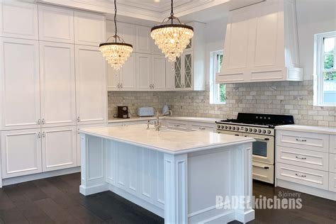 Hampton Style French Provincial Modern Kitchen