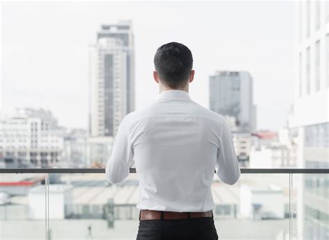 Interview Back Shot 的图像结果