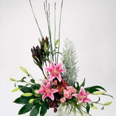 Elegance High Arrangement: Order Flowers Online | Interflora India ...