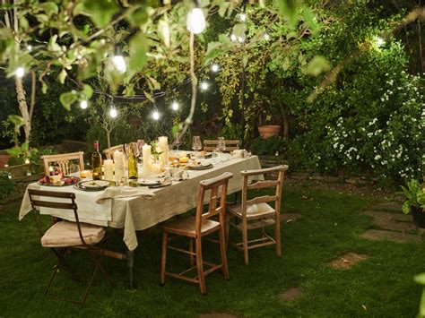 Al Fresco Dining 的图像结果