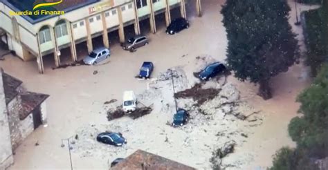 At least 8 dead after flash floods hit central Italy | Daily Sabah