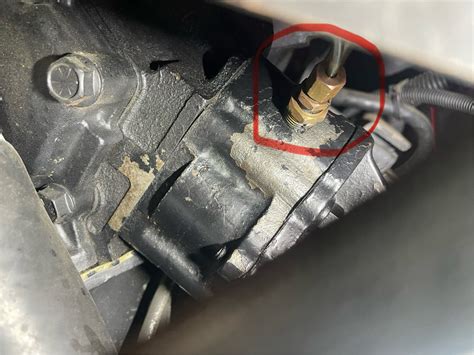 Leaking oil from oil pressure sensor | Just Commodores