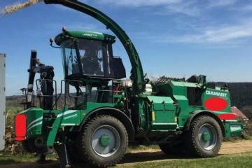Selbstfahrender Holzhacker Albach Diamant 2000 | agrarheute.com