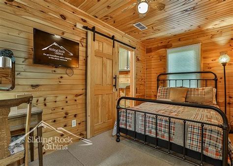 Ellijay, Georgia United States - Creekside Manner | SLIDING ROCK CABINS