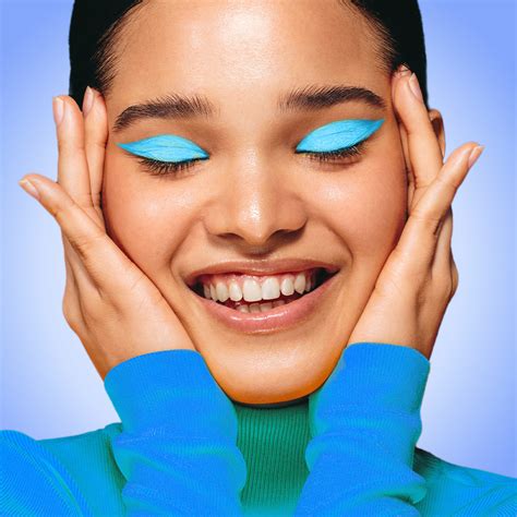 Shop L.A. Girl Vibrant Electric Eyes Duo - Eye Makeup - HOK Makeup