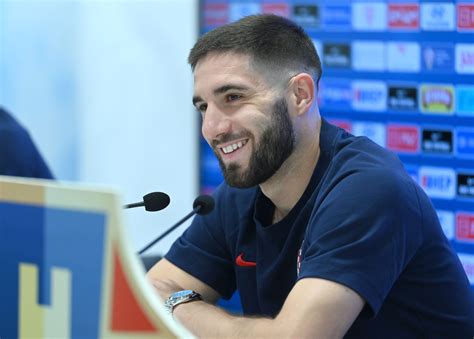 Luka Ivanušec: "Lakše je igrati kad imaš Modrića, Broza i Kovačića. Mi ...