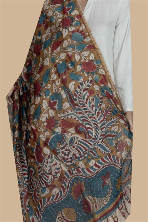 Kalamkari Dupatta - Buy Hand Painted Pen Kalamkari Dupatta Online ...