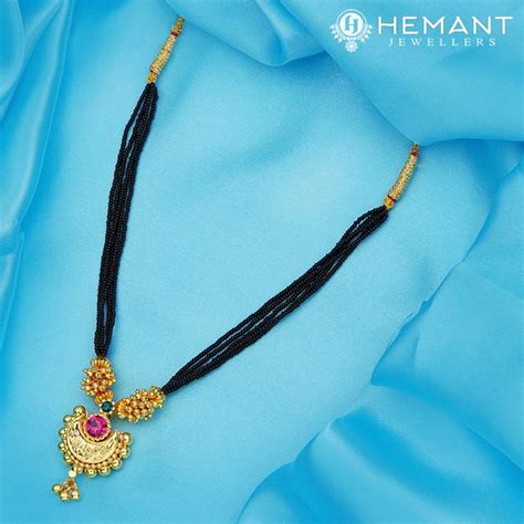 Traditional Maharashtrian Kolhapuri Mangalsutra Small Ghas Chand Mediu ...