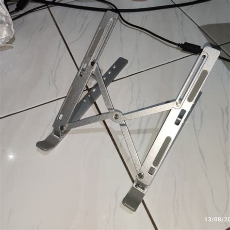 Jual Stand Laptop alumunium Holder Dudukan ALLOY tebal - Silver - Kota ...
