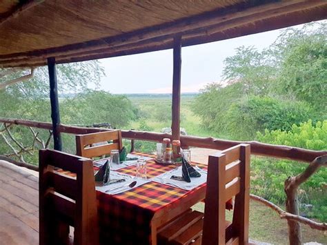 HORNBILL BUSH LODGE (Pakwach) - Lodge Reviews, Photos, Rate Comparison ...