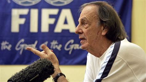 Argentina's World Cup-winning coach Menotti dies aged 85 - ESPN