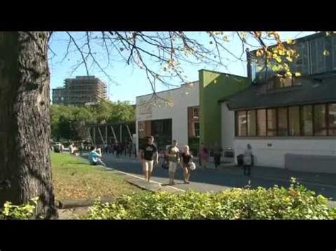 University of Leeds Vs Griffith College: Which one is better?